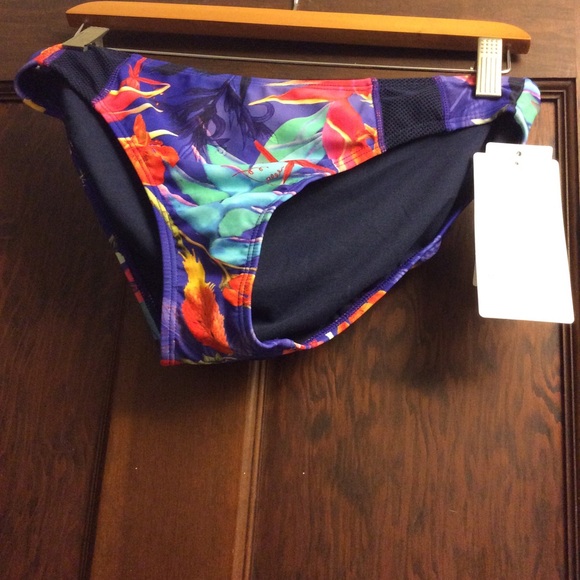 Authentic Athleta Lucia mesh bikini - Picture 2 of 8